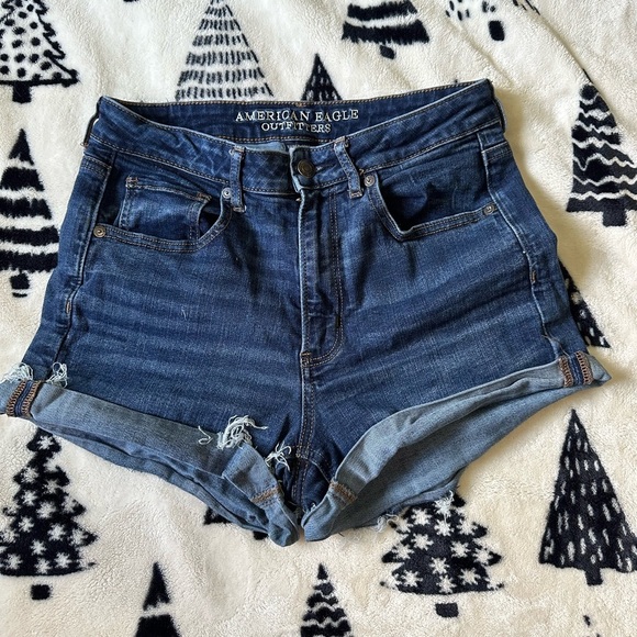 American Eagle high rise Jean shorts size 8 - Picture 1 of 3